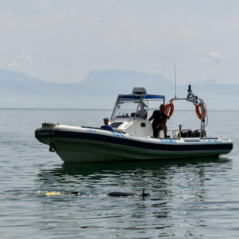 Πλωτό σκάφος του Λιμενικού Σώματος (ΦΩΤΟ ΑΡΧΕΙΟΥ) - Παραμένει άφαντη η 29χρονη πού πήγε για κολύμπι στην Ιεράπετρα