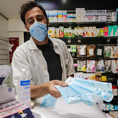 Διάθεση self test από το φαρμακείο (ΦΩΤΟ ΑΡΧΕΙΟΥ)