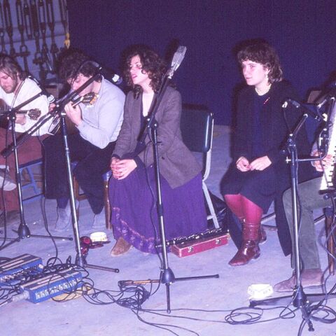 Στο Αρματαγωγό ΚΩΣ από αριστερα Άγγελος Σφακιανάκης, Γιάννης Εμμανουηλίδης, Θάνος Μπόμπορας,Ελευθερία,Ελένη Καλαντζοπούλου, Λάμπρος Καρελάς, Στράτος Στρατηγόπουλος