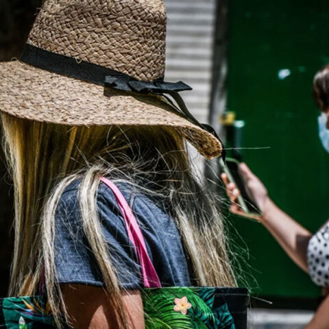 Ζέστη στον Πειραιά - Καύσωνας πλήττει την Αττική (ΦΩΤΟ ΑΡΧΕΙΟΥ)