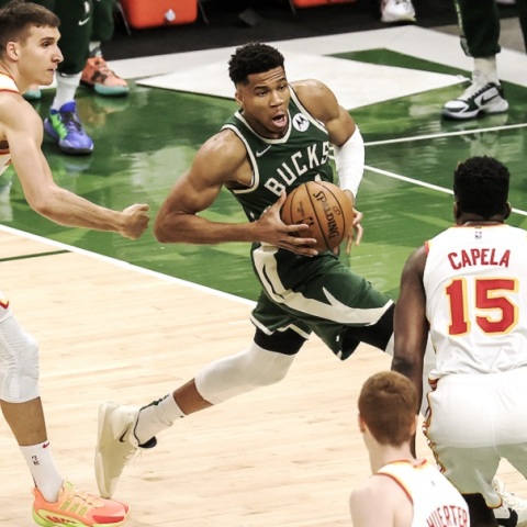 Μιλγουόκι Μπακς - Ατλάντα Χοκς