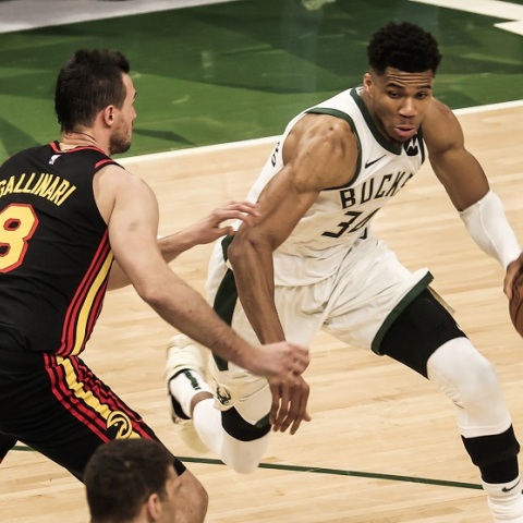 Μιλγουόκι Μπακς - Ατλάντα Χοκς