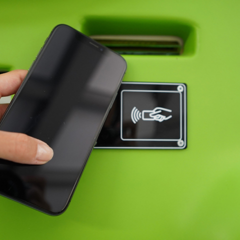 Άμεση ανέπαφη είσπραξη στα Green Panda ATMs