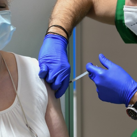 Εμβολιασμός κατά του κορωνοϊού 