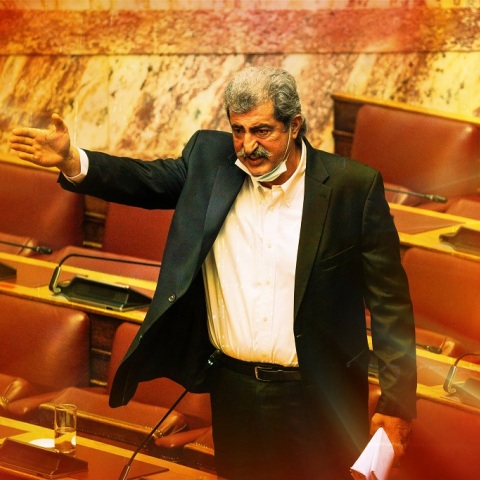 Ο Παύλος Πολάκης μιλάει από τα έδρανα της Βουλής