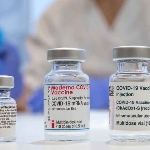 Εμβόλιά για τον κορωνοϊό