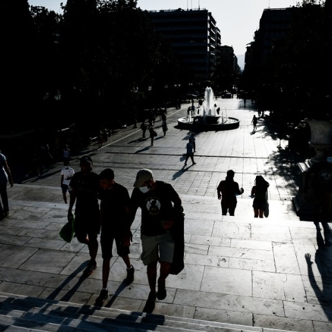 Πολίτες στο κέντρο της Αθήνας