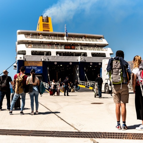 Μετακίνηση προς και από τα νησιά - Τα νέα μέτρα