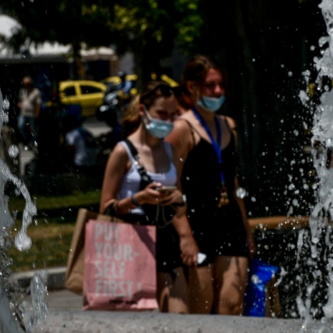 Ο Εθνικός Οργανισμός Δημόσιας Υγείας ανακοίνωσε τα νέα κρούσματα κορωνοϊού στην Ελλάδα για σήμερα, Kυριακή 4 Ιουλίου.