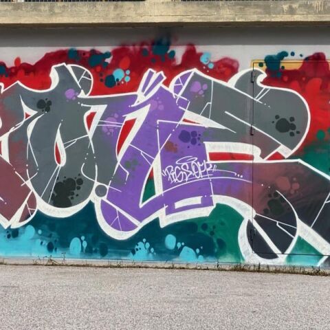 Γκράφιτι του street artist OZONE