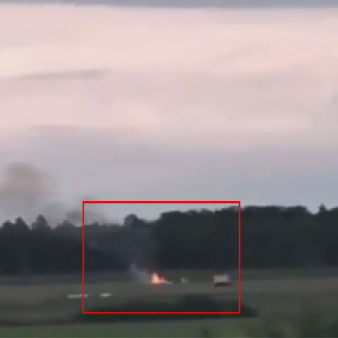 Το αεροσκάφος που συνετρίβη στη Σουηδία μετά την απογείωση - Πρώτες εικόνες