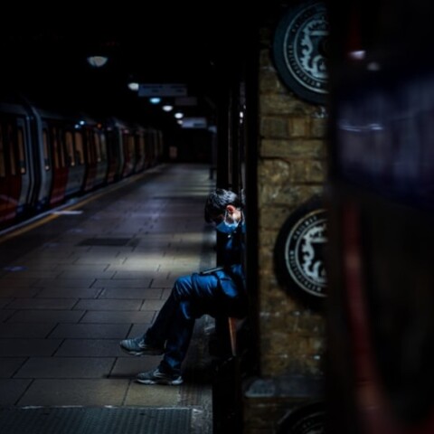 Βρετανία - Χρήση μάσκας στα Μέσα Μαζικής Μεταφοράς