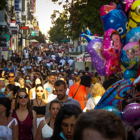 Το απόγευμα της 13ης Ιουλίου στην Ερμού © EUROKINISSI - 4ο Κύμα