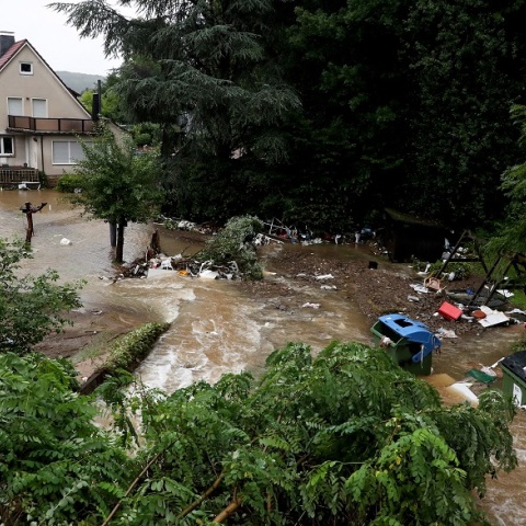 Πλημμύρες και κατάρρευση σπιτιών από την κακοκαιρία στην Γερμανία
