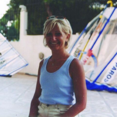 Η Μιμή Φιλιππίδη στην Πάρο