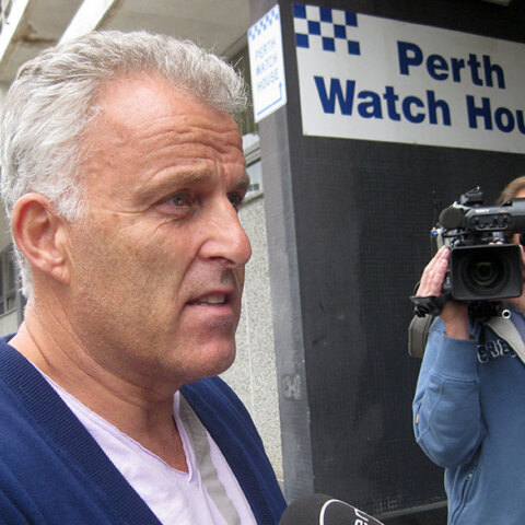 Ο Πίτερ Ντε Βρις (Peter de Vries), Ολλανδός δημοσιογράφος - Άφησε την τελευταία του πνοή στο νοσοκομείο μετά τη δολοφονική επίθεση σε δρόμο του Άμστερνταμ