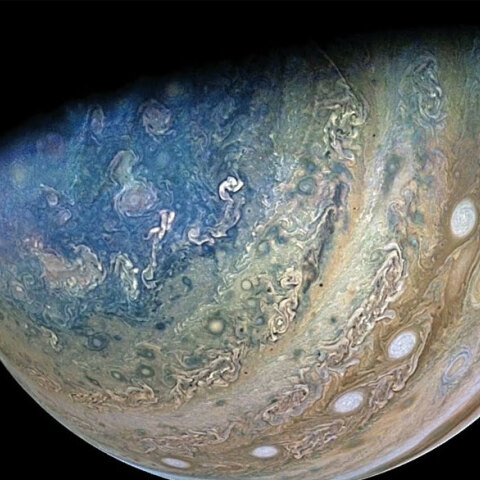 Το Juno δείχνει πώς είναι ο Δίας και ο δορυφόρος του, Γανυμήδης, με τη NASA να δημοσιεύει βίντεο με μουσική by Vangelis