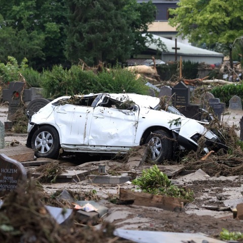 Φονικές πλημμύρες στη Γερμανία με 133 νεκρούς - Δρόμοι με λάσπες και καταστροφές 