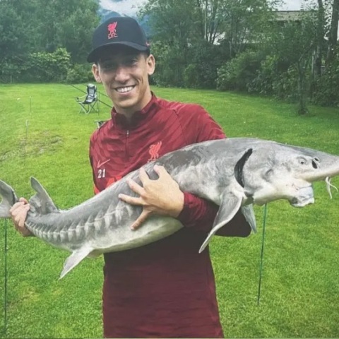 Λίβερπουλ: Η εντυπωσιακή ψαριά του Τσιμίκα