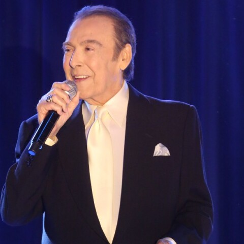 Ο Τόλης Βοσκόπουλος