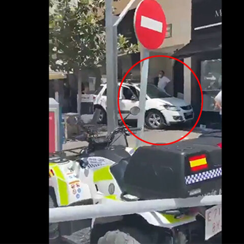 Ισπανία - Μαρμπέγια: Το αυτοκίνητο που έπεσε πάνω σε πεζούς