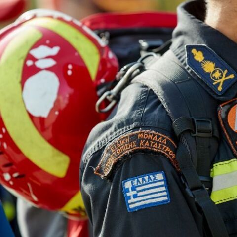 Εκτός ΕΜΑΚ επτά πυροσβέστες που δεν εμβολιάστηκαν