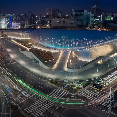 Το Dongdaemum Design Plaza (Αρχιτεκτονικό σχέδιο της Zaha Hadid)