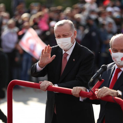 Ρετζέπ Ταγίπ Ερντογάν και Ερσίν Τατάρ στα Κατεχόμενα - Το Συμβούλιο Ασφαλείας καταδίκασε τις τουρκικές εξαγγελίες για μερικό άνοιγμα στα Βαρώσια