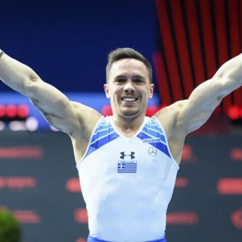 Λευτέρης Πετρούνιας 