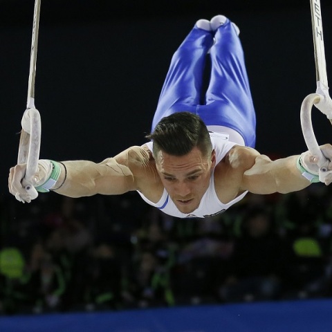 Λευτέρης Πετρούνιας 