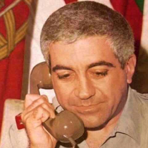 Ο Οτέλο Σαράιβα ντε Καρβάλιο, στρατηγός του «κινήματος των λοχαγών»