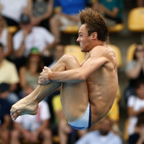 Ο Βρετανός Τομ Ντέιλι έγινε χρυσός Ολυμπιονίκης στις καταδύσεις και στέλνει ένα δυνατό μήνυμα στην ΛΟΑΤΚΙ κοινότητα © EPA / Patrick B. Kraemer