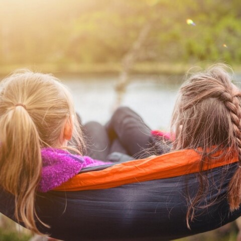 Στιγμιότυπο από παιδική κατασκήνωση © UNSPLASH