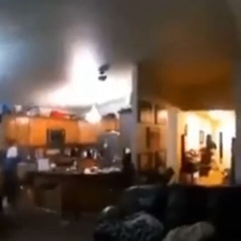 Η στιγμή που ο σεισμός των 8,2 Ρίχτερ «χτυπά» την Αλάσκα