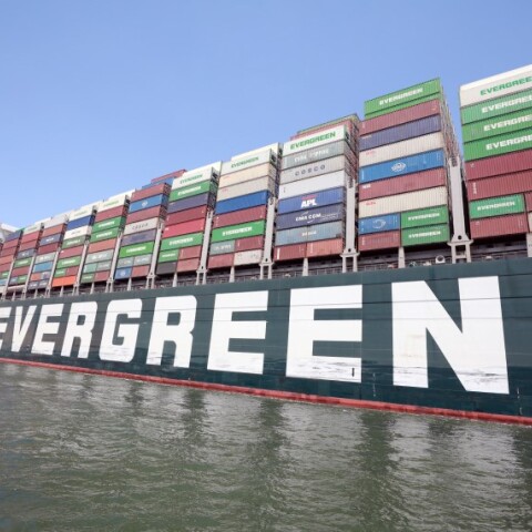 Το πλοίο Ever Green που είχε προσαράξει στη Διώρυγα του Σουέζ © Φωτογραφία Αρχείου 