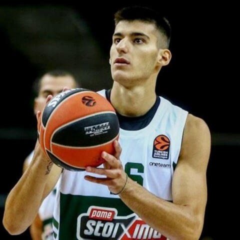 Ο Γιώργος Καλαϊτζάκης