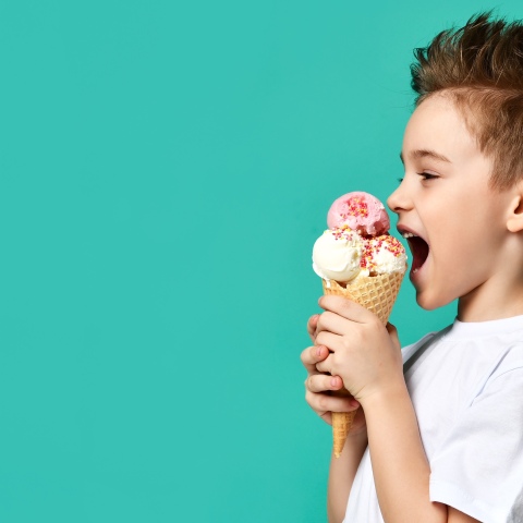 Παιδιά: Γιατί βάζουν κιλά το καλοκαίρι;