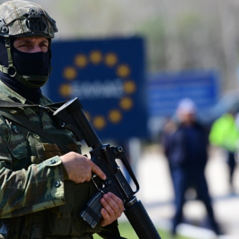 Σε πλήρη διάψευση δημοσιευμάτων τουρκικών ΜΜΕ περί θανάτου Τούρκου από πυρά προερχόμενα από την ελληνική πλευρά στον Έβρο, προβαίνουν αρμόδιες πηγές από την Αθήνα