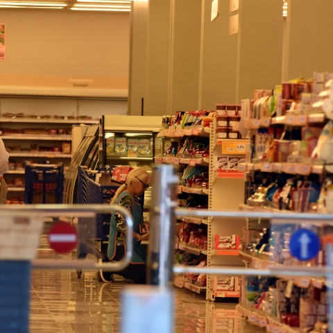 Χαράλαμπος Γώγος: Ο καθηγητής και μέλος της επιτροπής ειδικών ανέφερε ότι κανονικά θα έπρεπε να πηγαίνουν ακόμη και για ψώνια με rapid test οι ανεμβολίαστοι