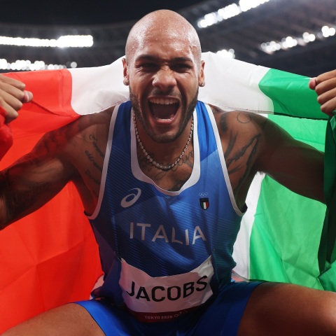 Τόκιο 2020: Νέος χρυσός Ολυμπιονίκης στα 100 μέτρα ανδρών με επίδοση 9.80. ο Μάρσελ Τζέικομπς από την Ιταλία