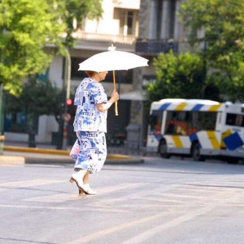 Στιγμιότυπο από την οδό Αμαλίας © EUROKINISSI / ΠΑΠΑΔΟΠΟΥΛΟΣ ΒΑΣΙΛΗΣ