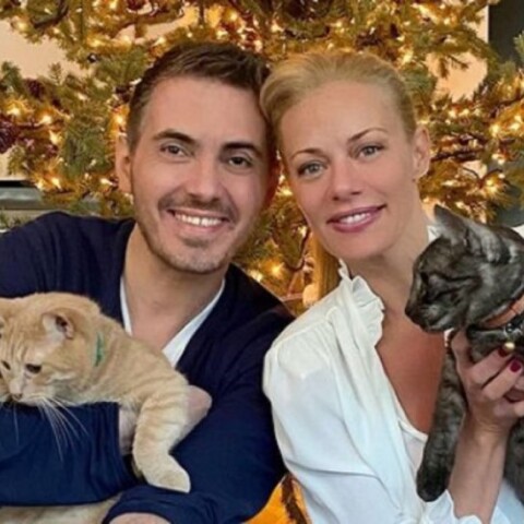 Η Ζέτα Μακρυπούλια και ο Μιχάλης Χατζηγιάννης με τα κατοικίδιά τους © INSTAGRAM