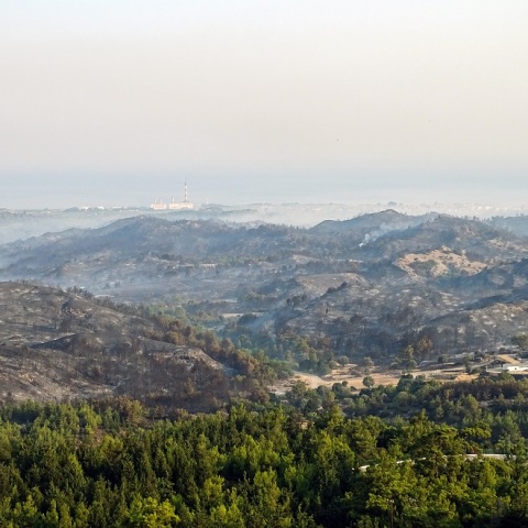 Φωτιά στη Ρόδο