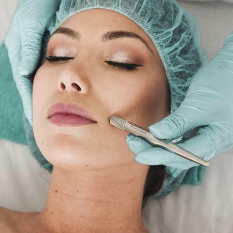 gynaika-proswpo-derma