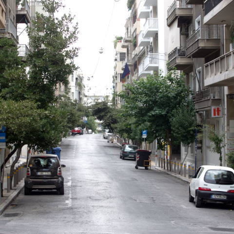 Η οδός Σκουφά - Καλοκαίρι στην Αθήνα