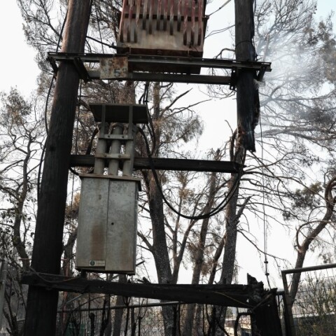 Πυρκαγιά στην Βαρυμπόμπη, επόμενη ημέρα, Τετάρτη 4 Αυγούστου 2021 © EUROKINISSI/ΒΑΣΙΛΗΣ ΡΕΜΠΑΠΗΣ