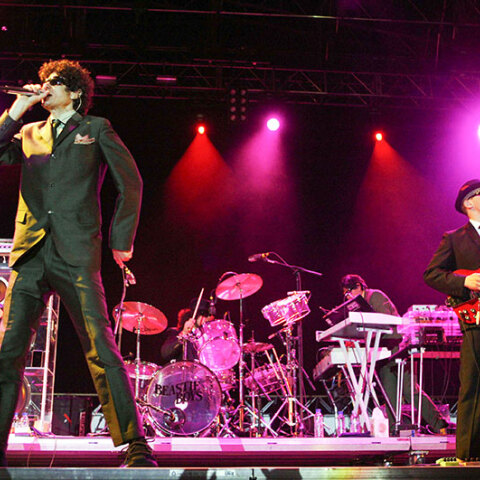 Στιγμιότυπο από τη συναυλία των Beastie Boys στην Αθήνα το 2007