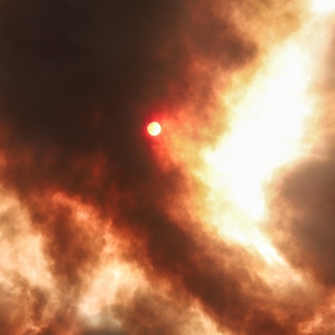 Φωτιά - Μαύροι καπνοί