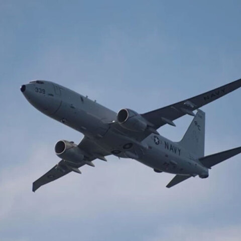 Το υπερσύγχρονο αεροσκάφος P-8 Poseidon είναι η βοήθεια των ΗΠΑ στην Ελλάδα για τις δασικές πυρκαγιές