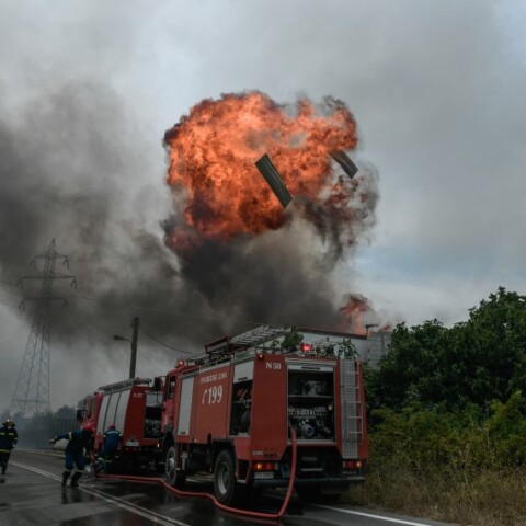 H στιγμή της έκρηξης σε εργοστάσιο στις Αφίδνες © EUROKINISSI